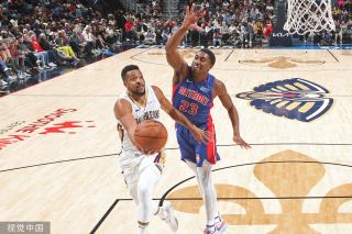 强烈不满 强烈不满