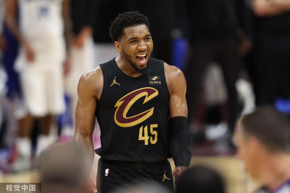 的多重角色 的多重角色