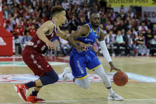 全力拼搏 全力拼搏