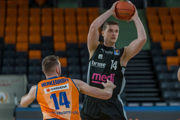 此次双响就 此次双响就