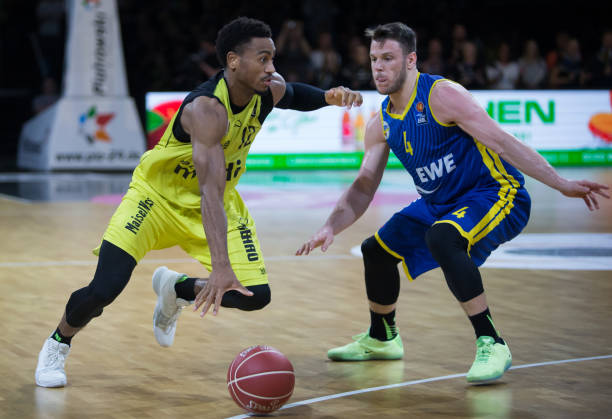 舞台上展现 舞台上展现